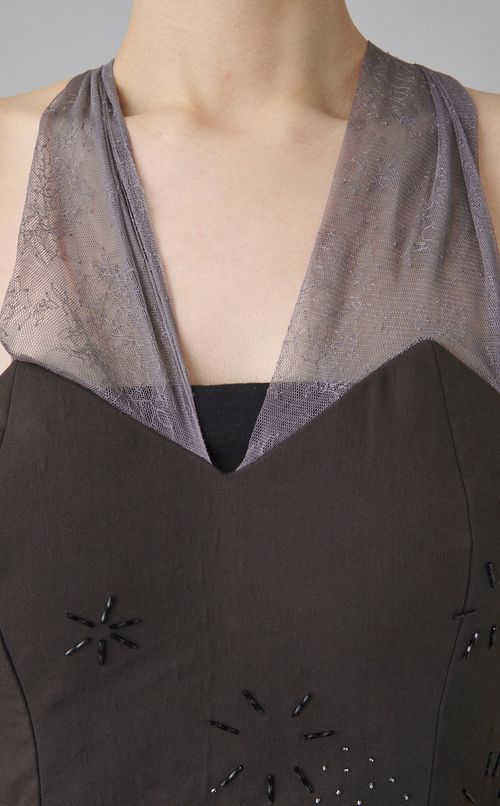 【roop】アシメトリー刺繍ワンピース