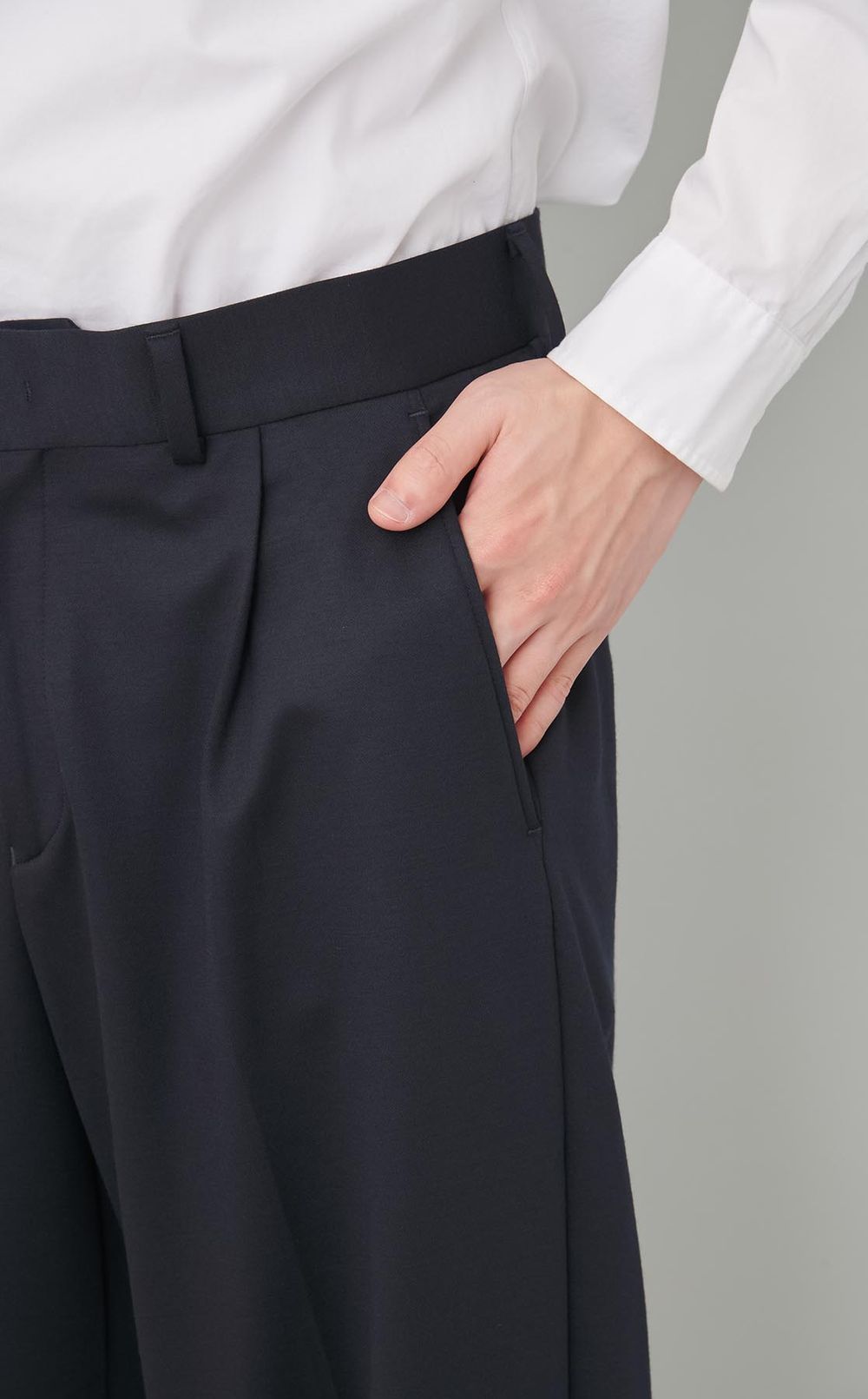 モクロディワイドテーパードパンツ