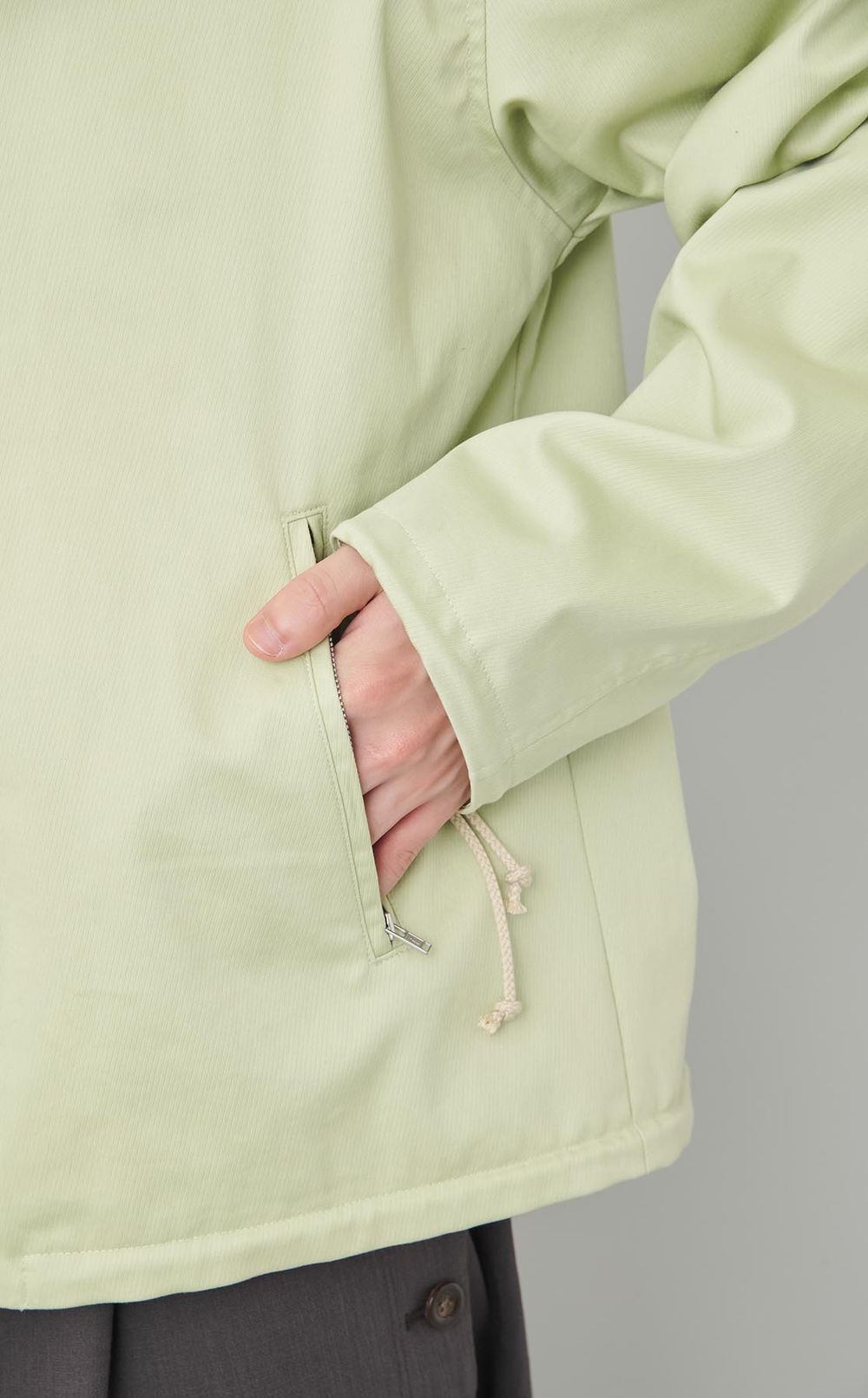 スタンドカラーフライフロントブルゾン