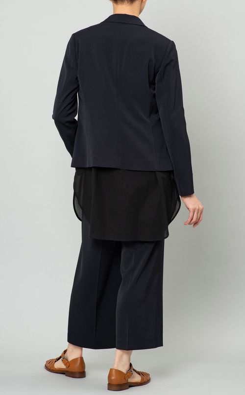 ストレッチテーラードジャケット