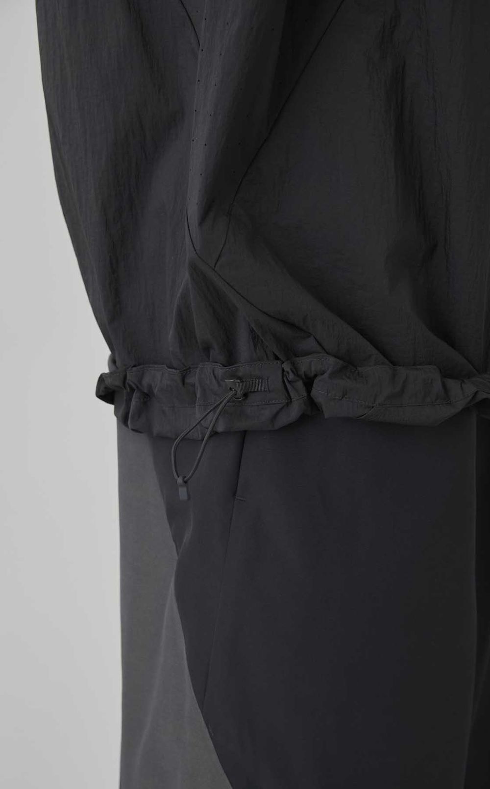 シアーナイロンウインドジャケット