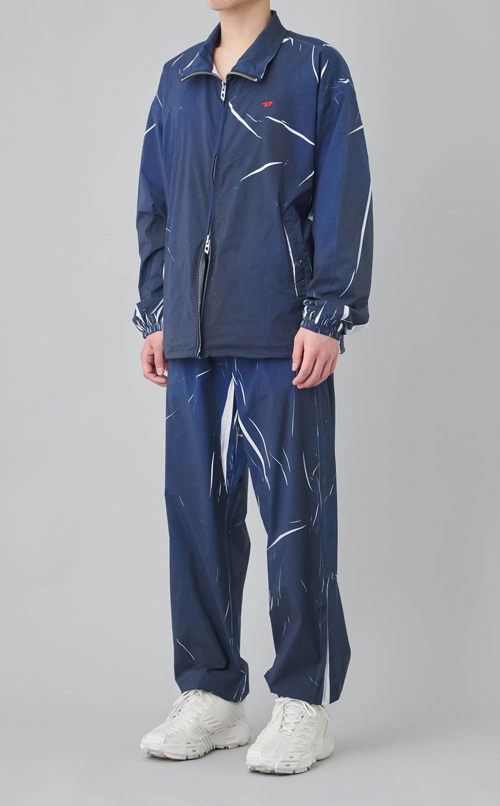 プリンテッドナイロンブルゾン