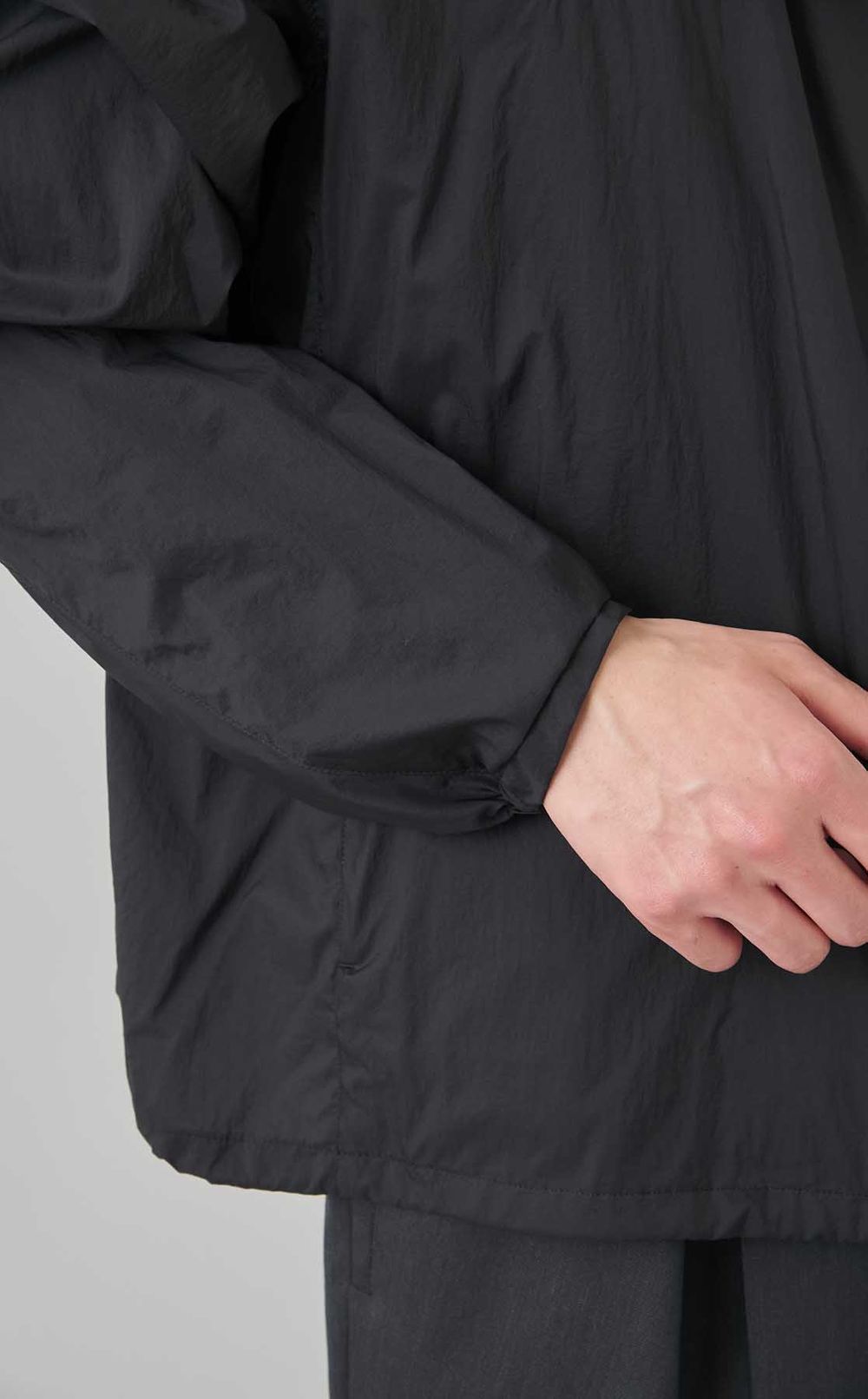 オーディナリーシティジョガーブルゾン