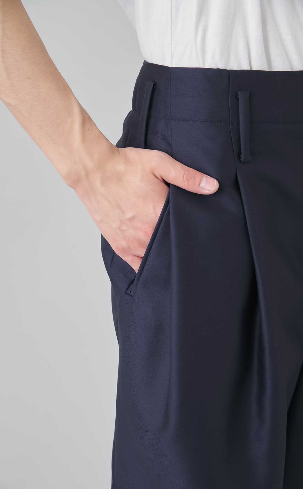 テーラードタックショートパンツ