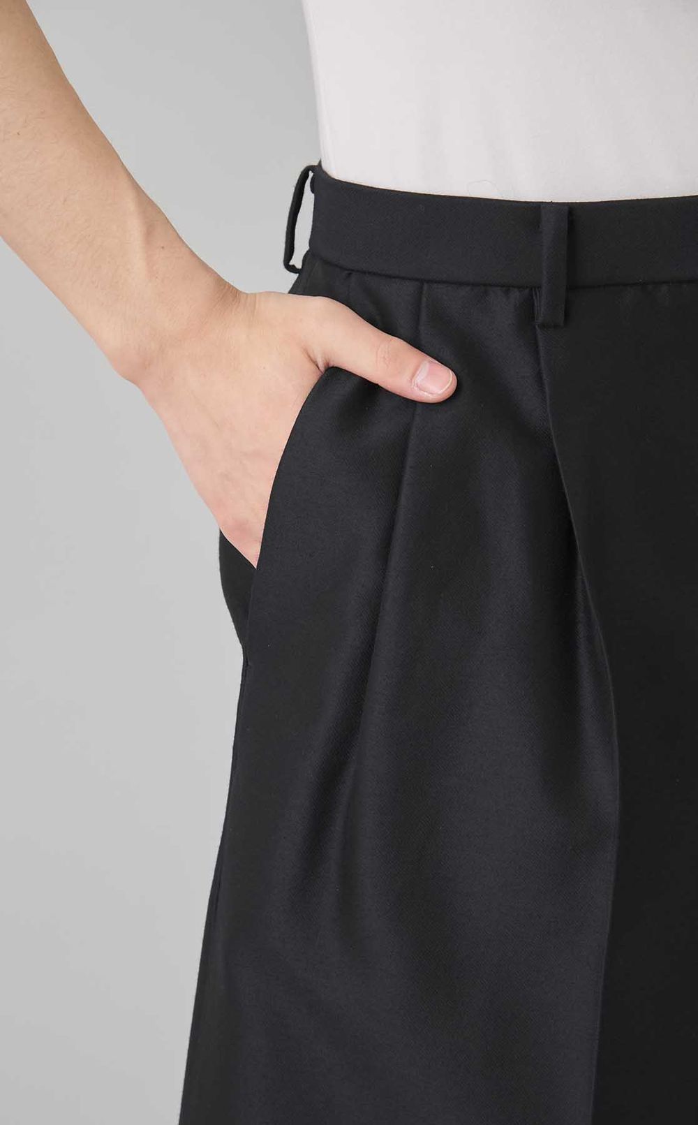 ワイドスラックス