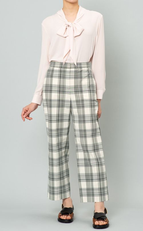 Vネックボウタイブラウス