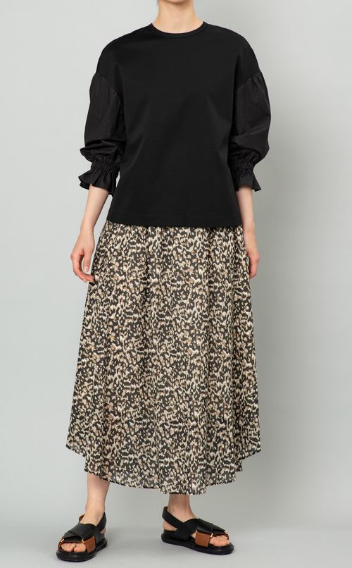 カモフラージュプリントスカート