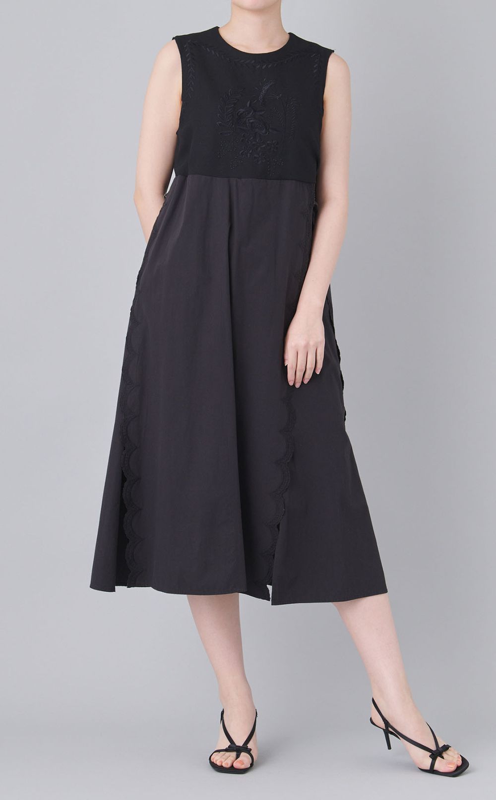 【roop】monotone layered dress