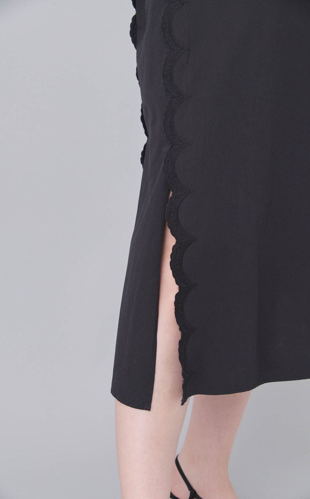 【roop】monotone layered dress