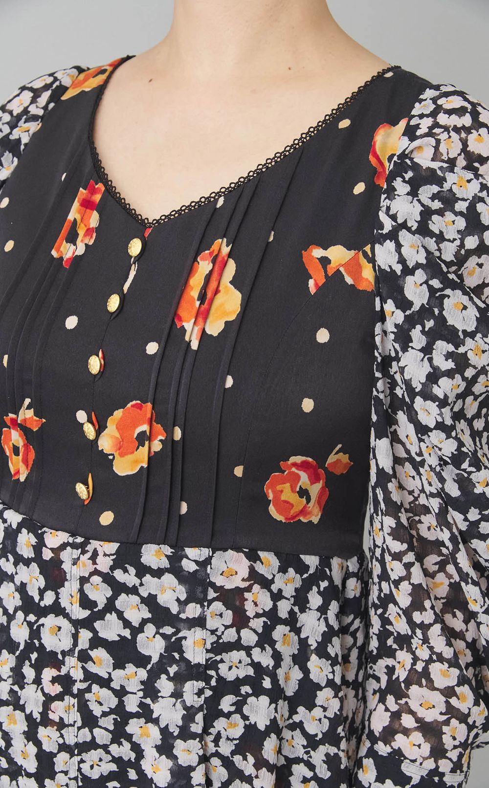 【roop】フラワーワンピ