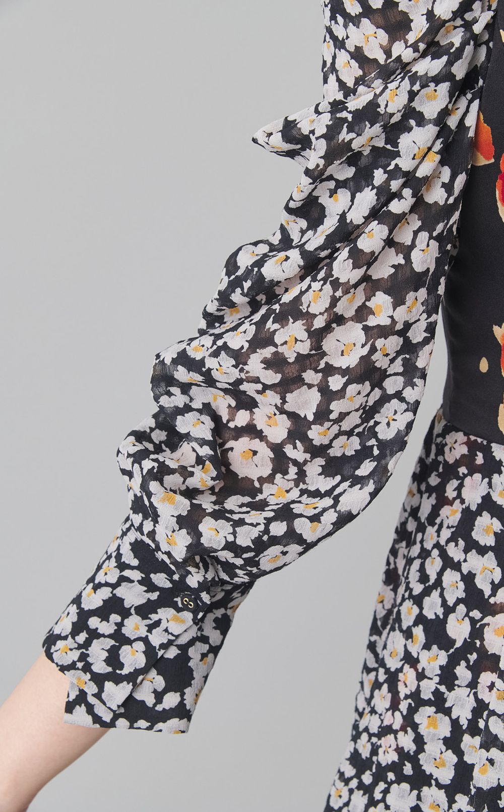 【roop】フラワーワンピ