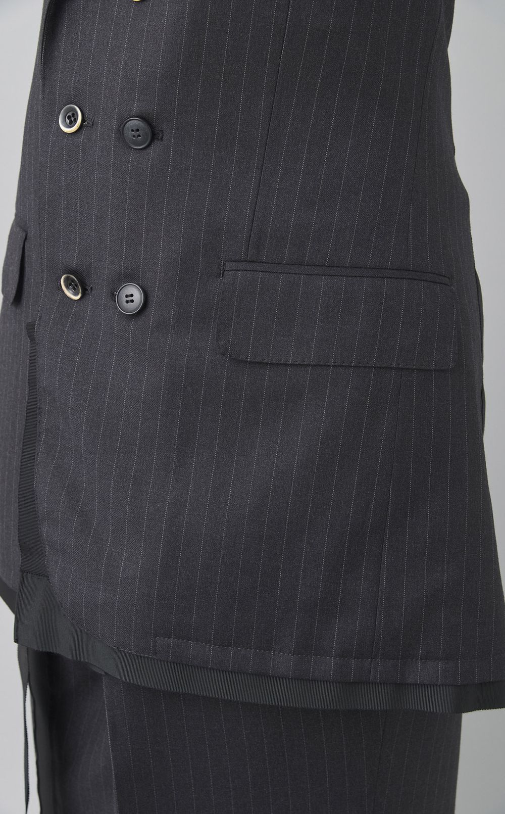 【roop】ジャケット