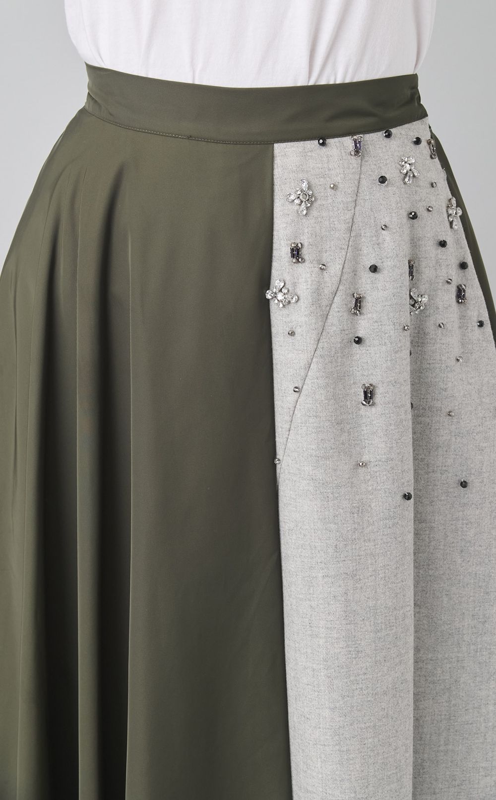 【roop】ドッキングビジューパンツ