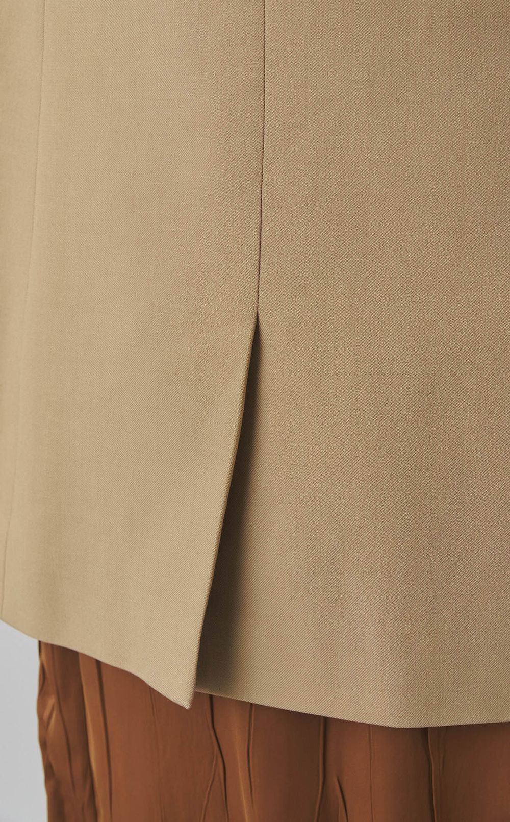 【roop】フリルジャケット