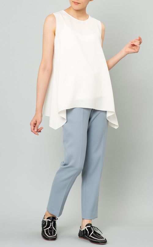 ストレッチテーパードパンツ