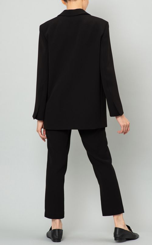 ナローラペルテーラードジャケット