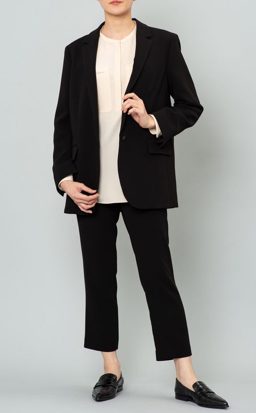 ストレートプルオンパンツ