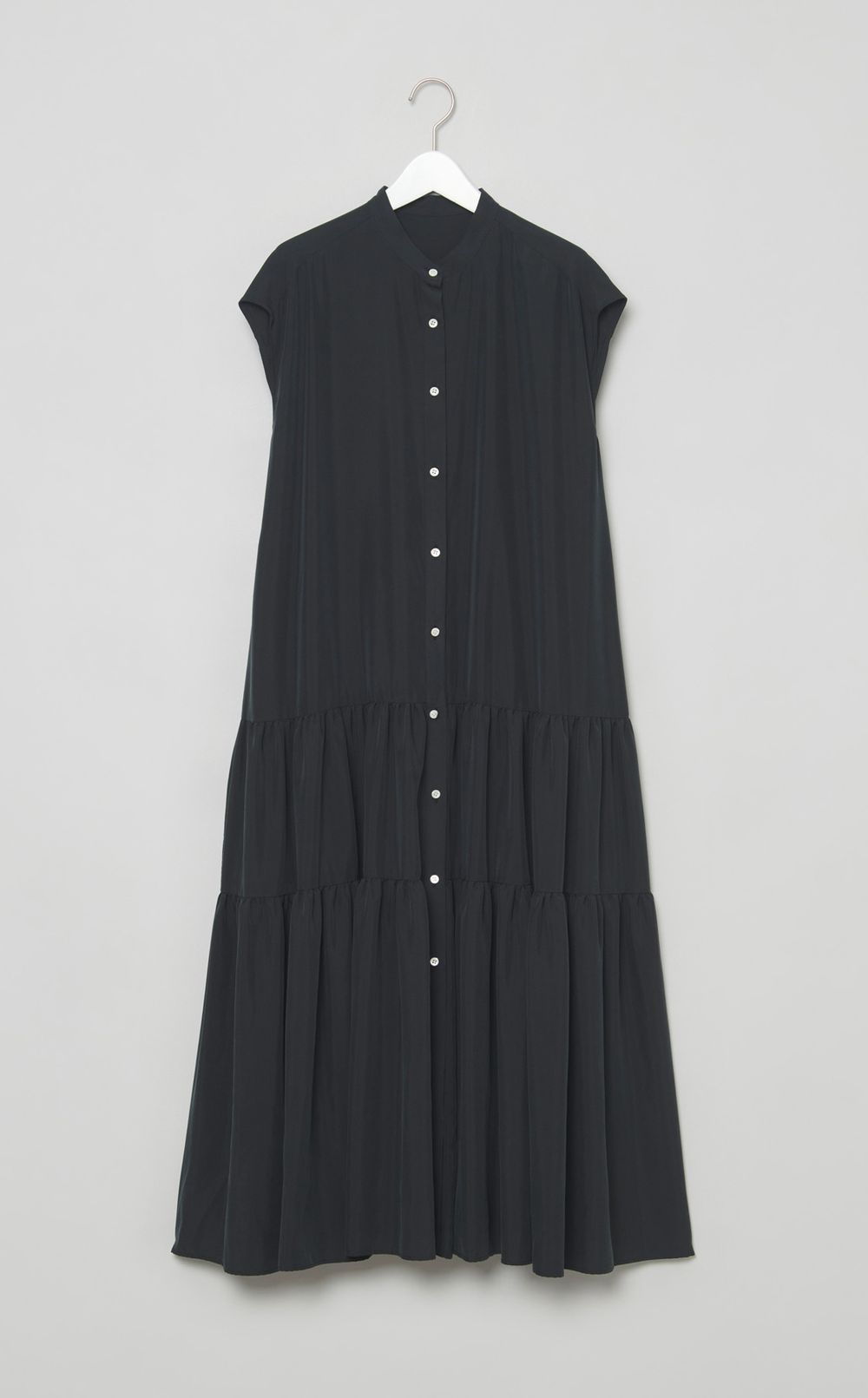 バンドカラーティアードワンピース