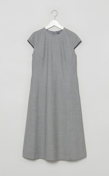 キャップスリーブワンピース