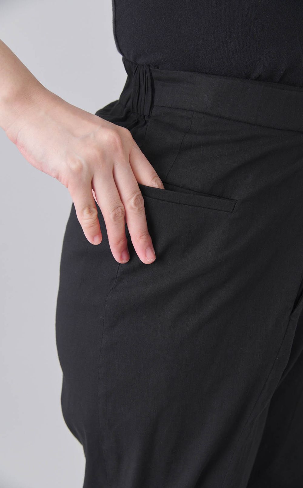 【roop】EXTRA TUCK WIDE PANTS
