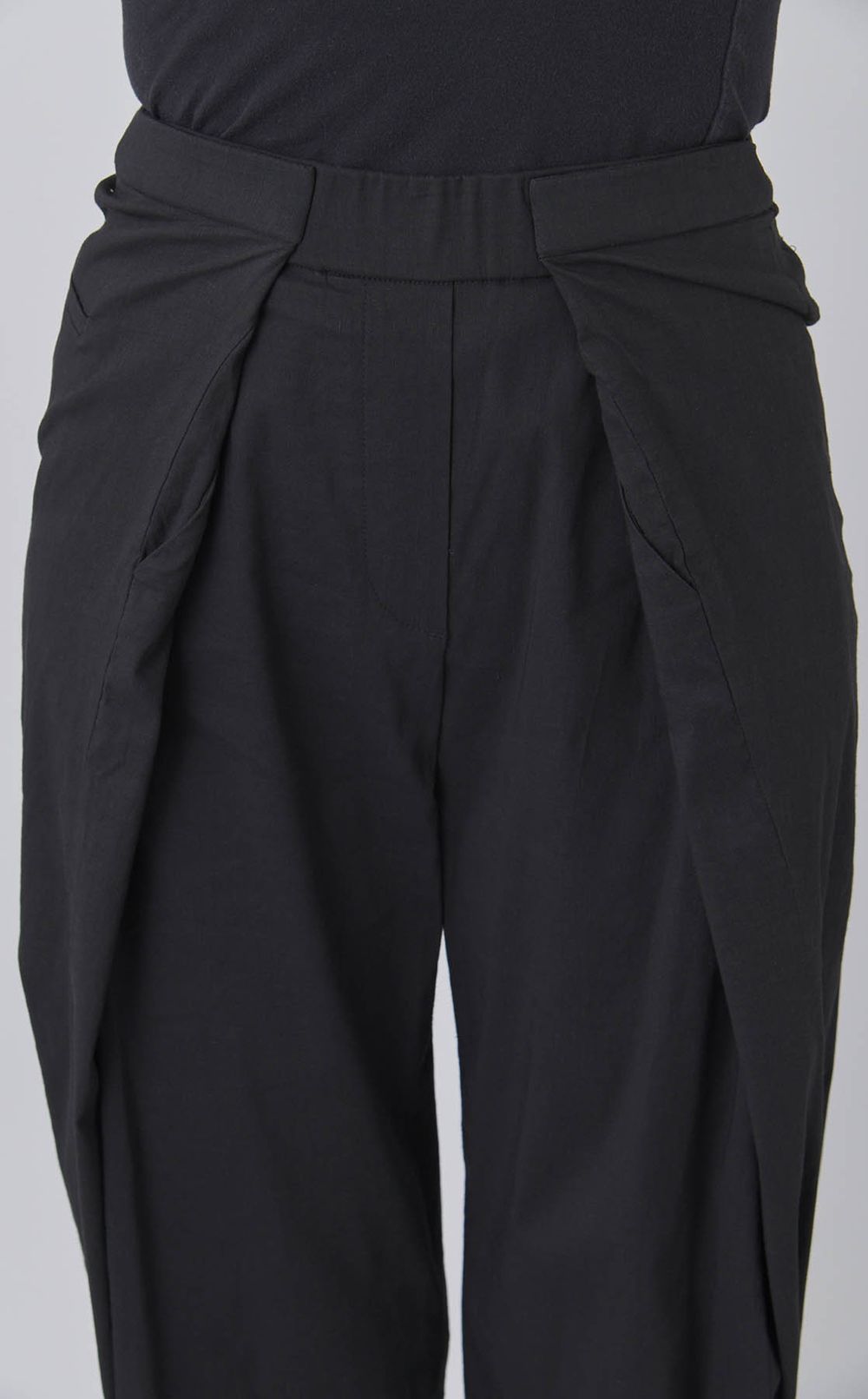 【roop】EXTRA TUCK WIDE PANTS