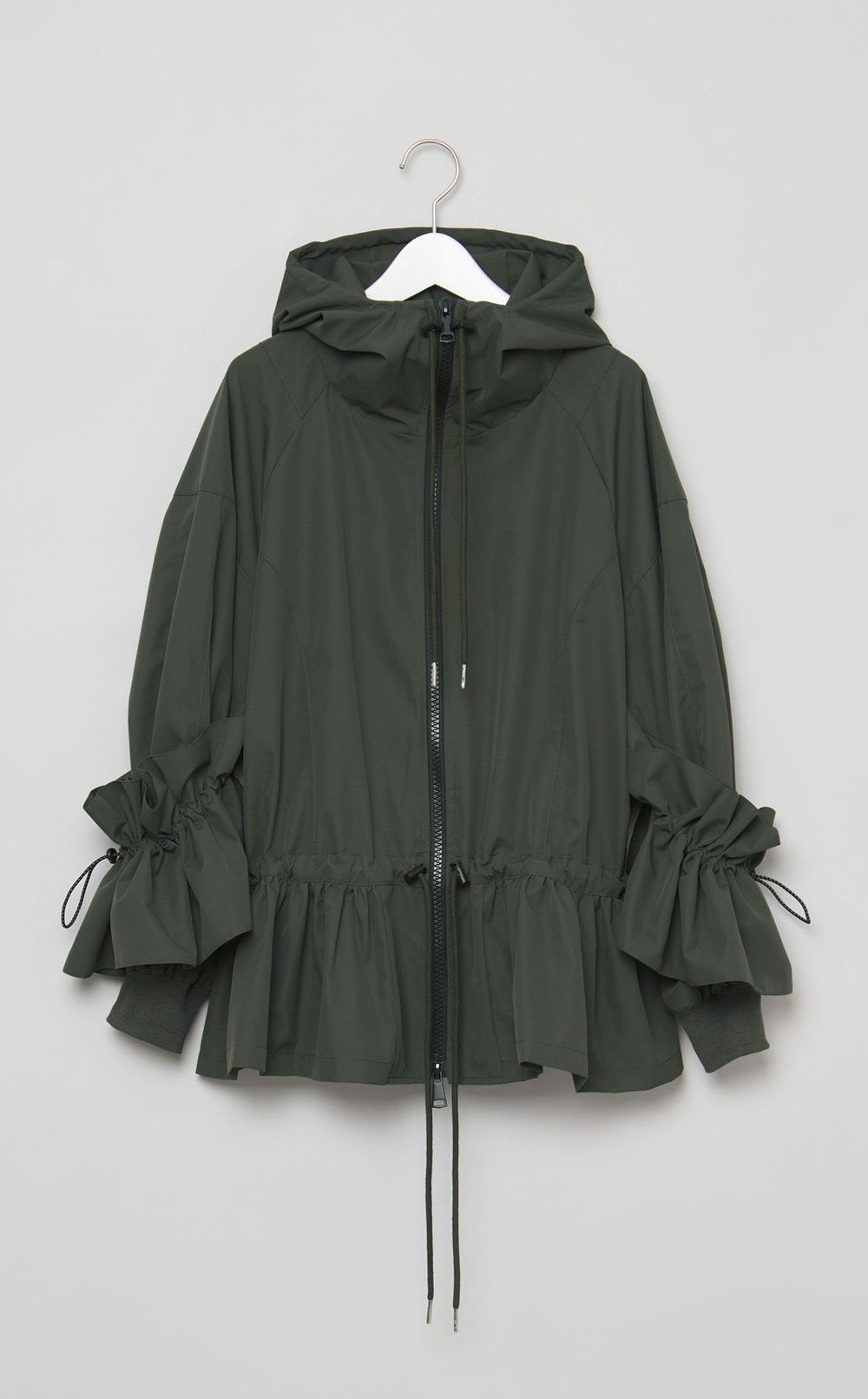 撥水加工ギャザーナイロンブルゾン