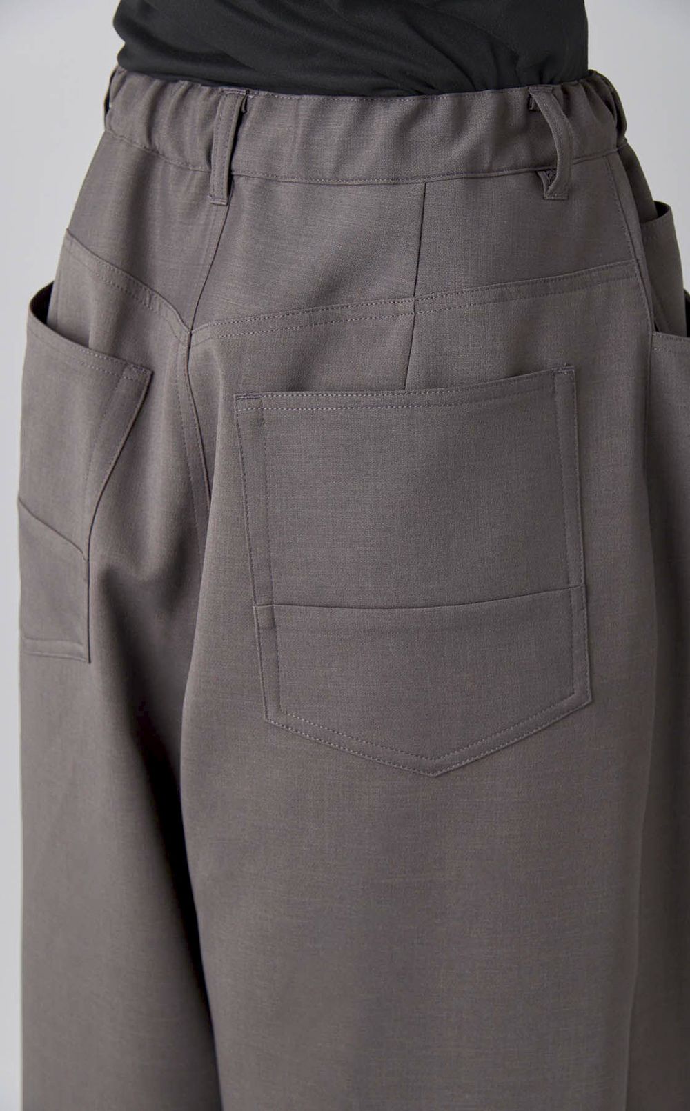 ダーツワイドイージーパンツ