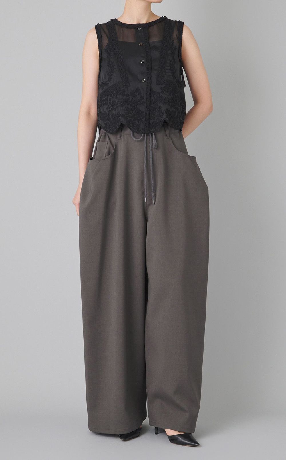 ダーツワイドイージーパンツ