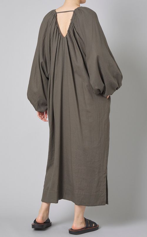 ギャザーボリュームワンピース