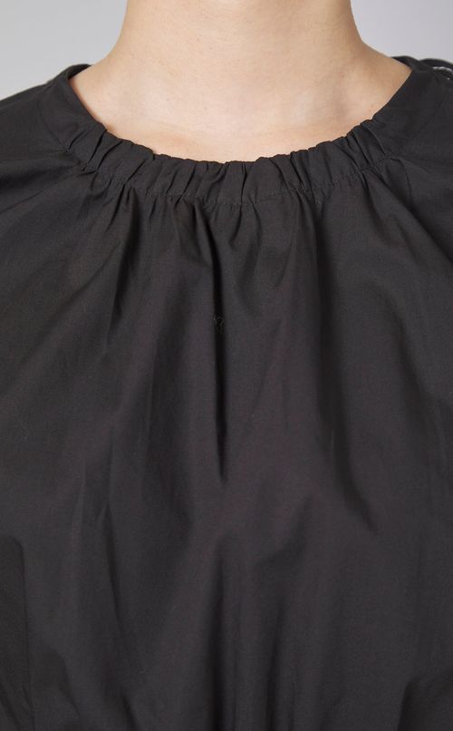 コットンポプリンバックレスワンピース