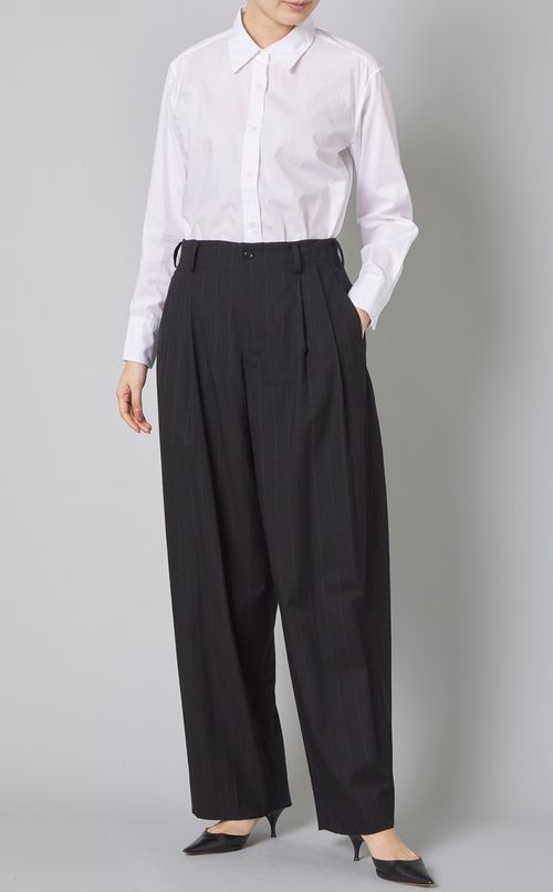 ピンストライプタックパンツ