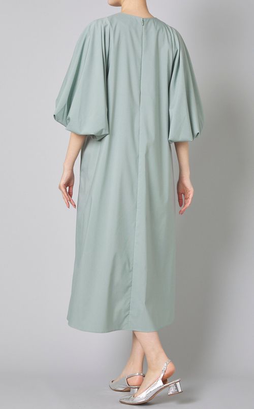 バルーンスリーブボリュームワンピース