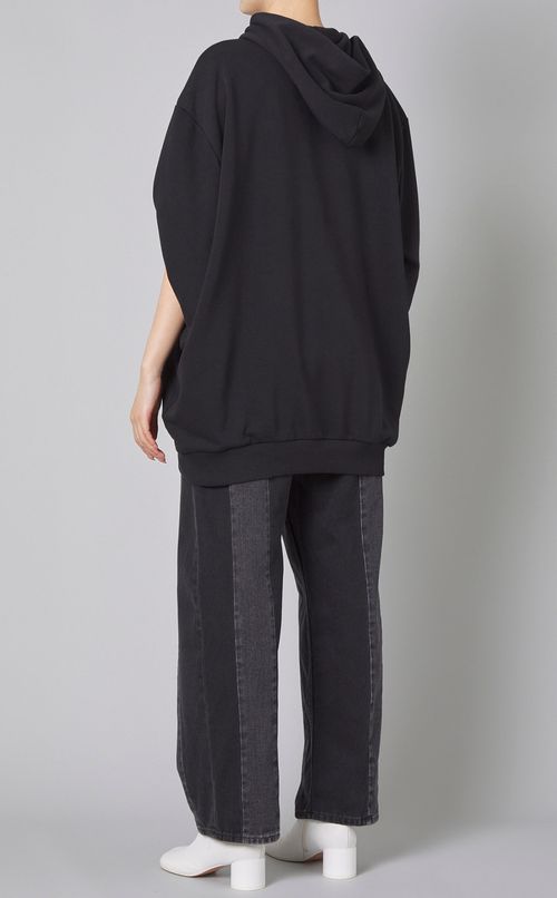 ショルダーカバースウェットフーディー