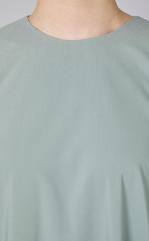 バルーンスリーブボリュームワンピース