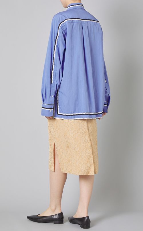 オーバーサイズレーストリムシャツ