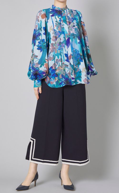 フラワープリントギャザースリーブブラウス