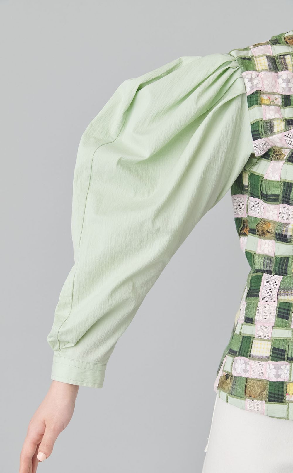 【roop】パフスリーブシャツ