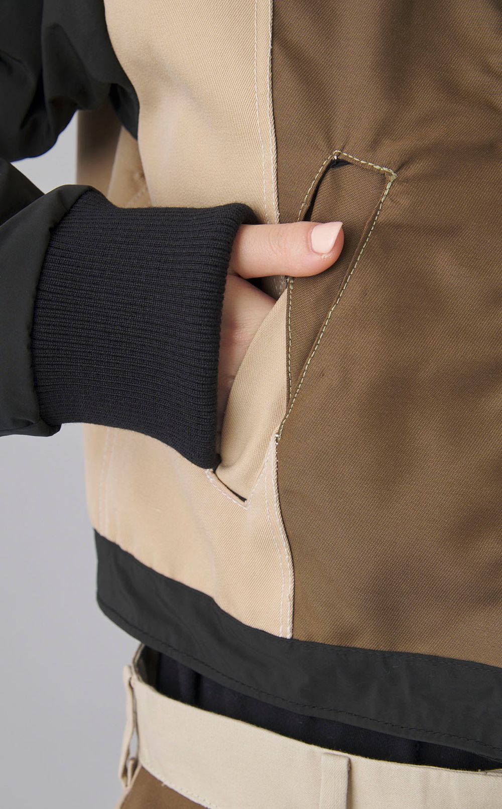 【roop】ショートブルゾン