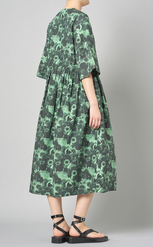 フラワープリントラップギャザードレス
