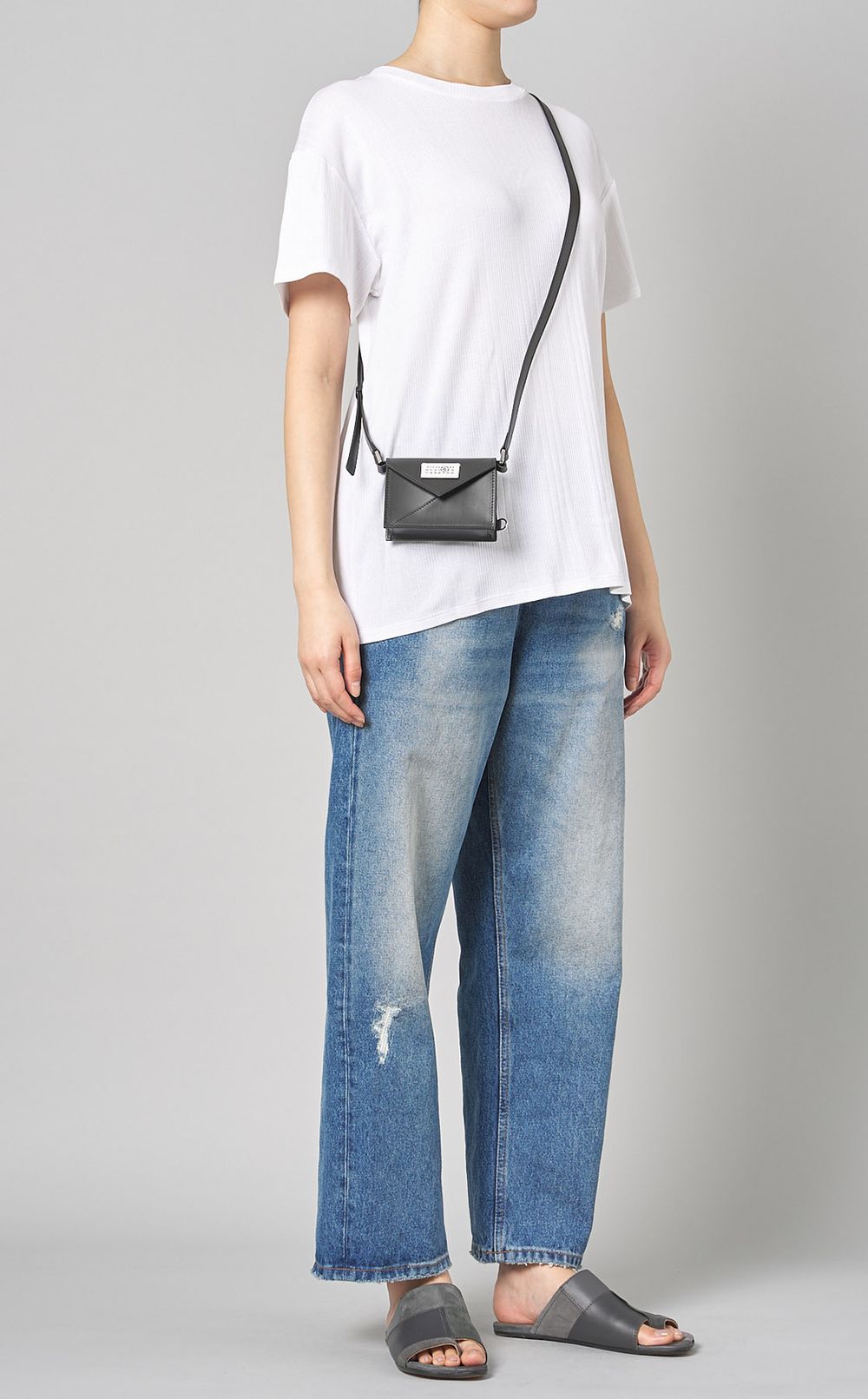 イサイド クォーツ マイクロ ショルダー バッグ MM6 Maison Margiela|レザーマイクロサイズショルダーバッグ