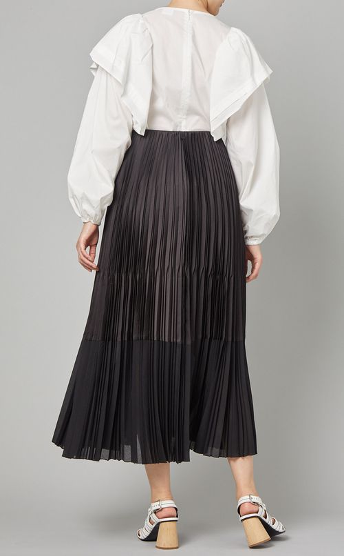 サテンランダムプリーツスカート