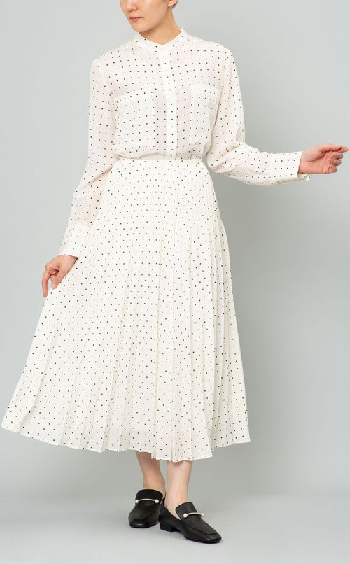 ドットプリントシルクプリーツスカート