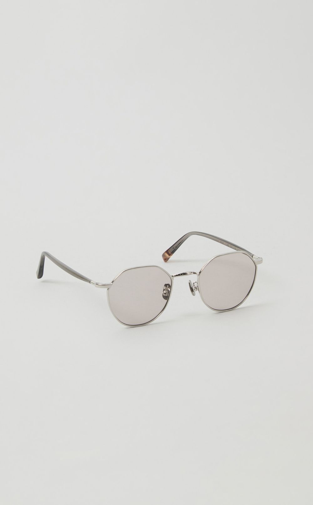 B0021サングラス