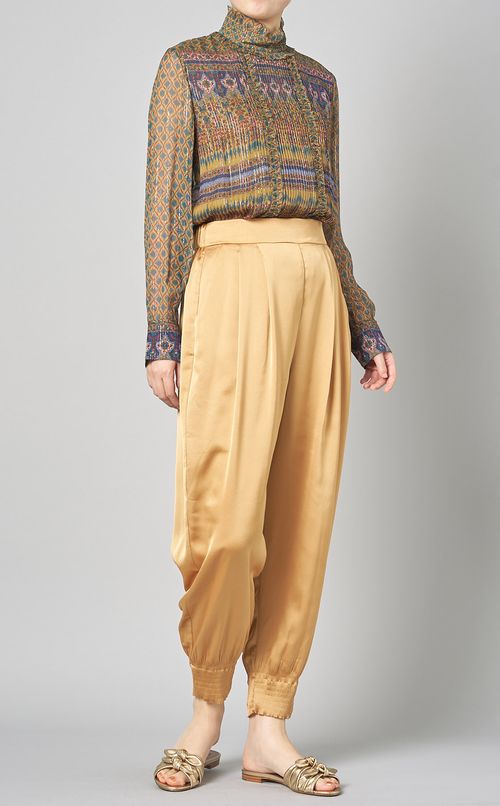 エスニックプリントハイネックブラウス