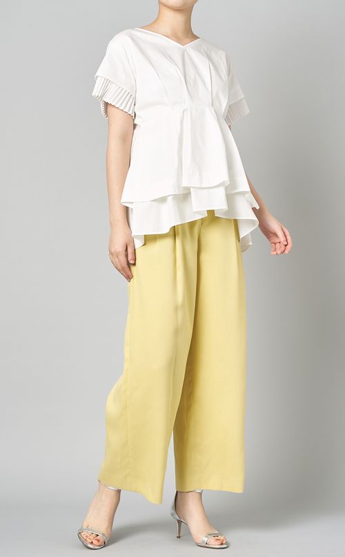 バックプリーツフリルブラウス