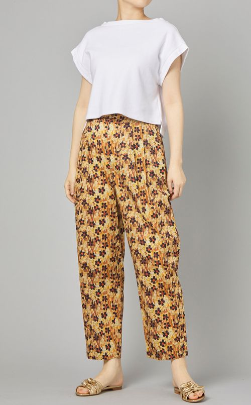 フラワープリントパンツ