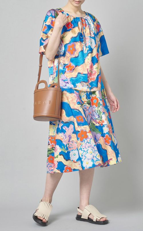 ペインティングフラワープリントスカート