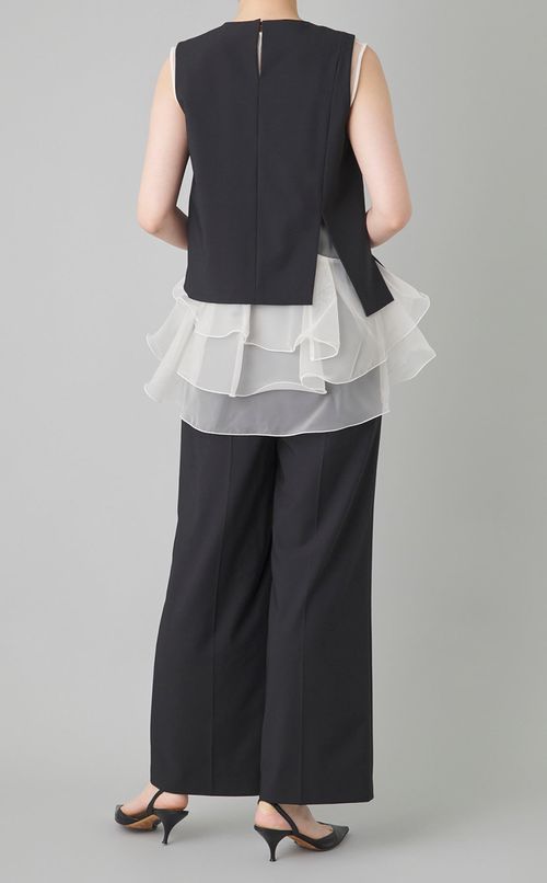 ラッフルフリルセットアップ