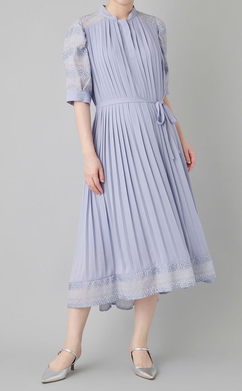 レーススリーブプリーツワンピース