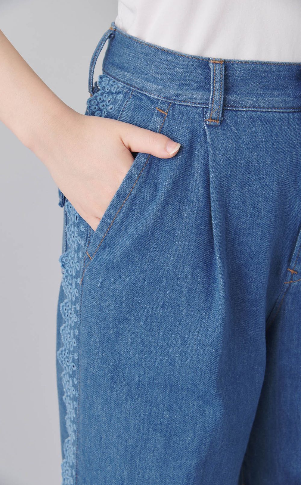 サイドレースデニムパンツ